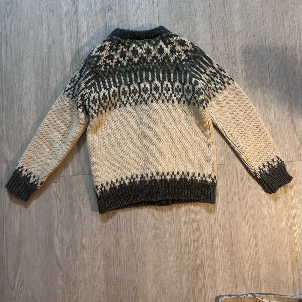 Vintage Nordic Pure Wool cardigan, handmade in Scotland Small